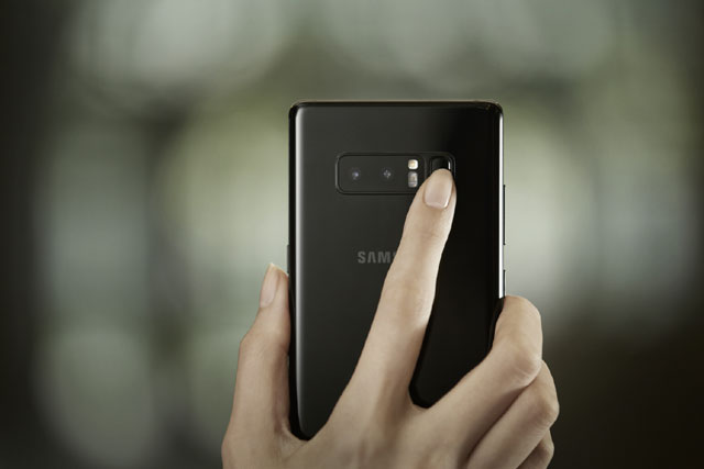 Samsung Galaxy Note 8 - czytnik odcisków palców