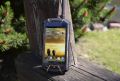 Smartfon TELEFUNKEN Outdoor WT4 - widok z anteną w terenie