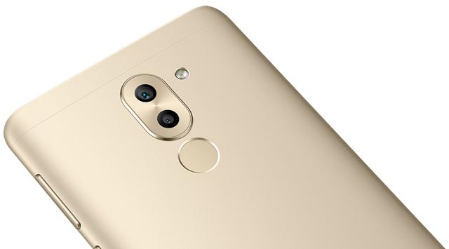 HUAWEI Mate 9 Lite - widok z tyłu powiększony (złoty)